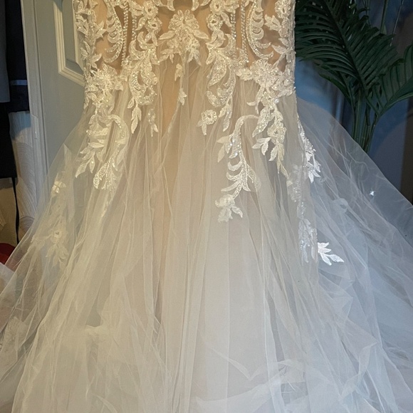 Blue By Enzoani ONELIA Size 8 - Picture 6 of 8